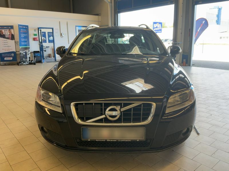 Volvo V70 2.4 D5 Summum 2010 – снимка 14