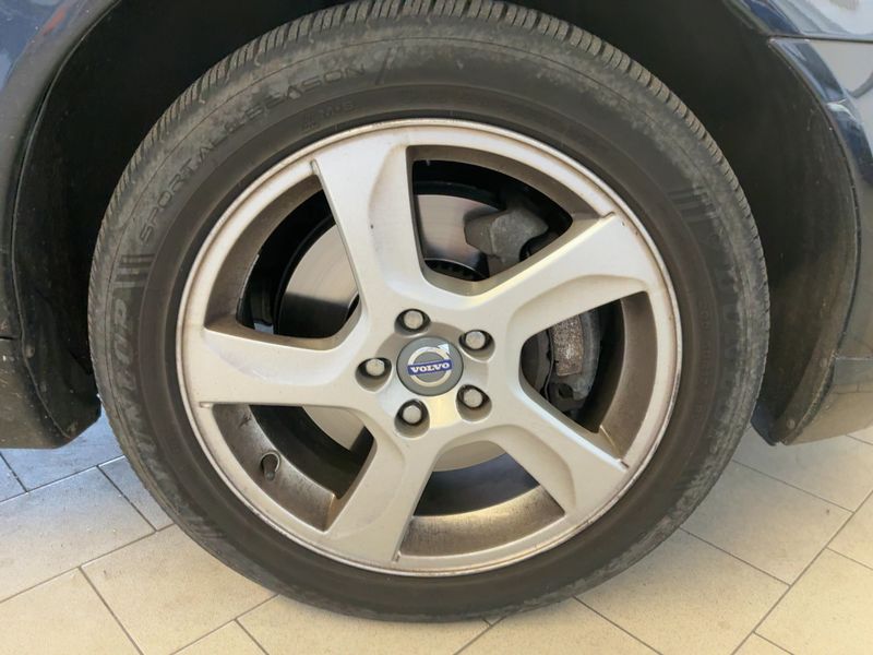 Volvo V70 2.4 D5 Summum 2010 – снимка 11