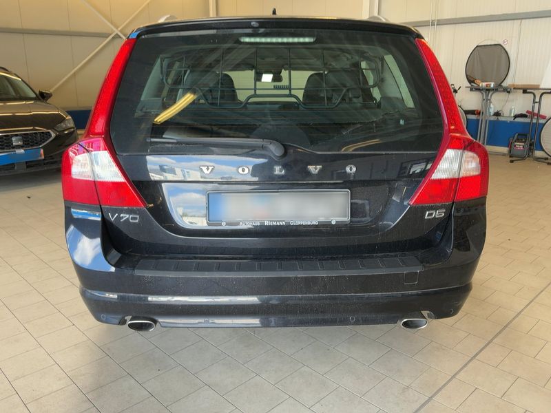Volvo V70 2.4 D5 Summum 2010 – снимка 7