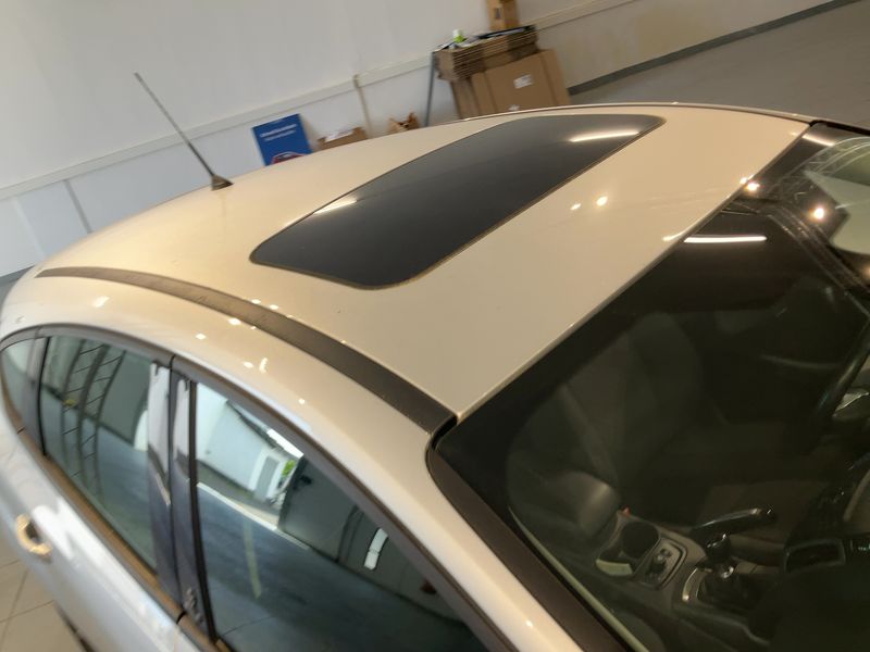 Ford Focus 1.6 TDCi Champions Edition 2013 – снимка 13
