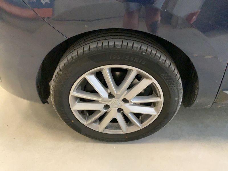 Dacia Lodgy 1.5 Blue dCi Essentiel 2020 – снимка на щета