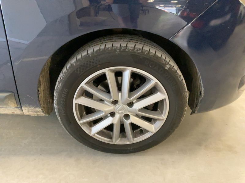 Dacia Lodgy 1.5 Blue dCi Essentiel 2020 – снимка на щета