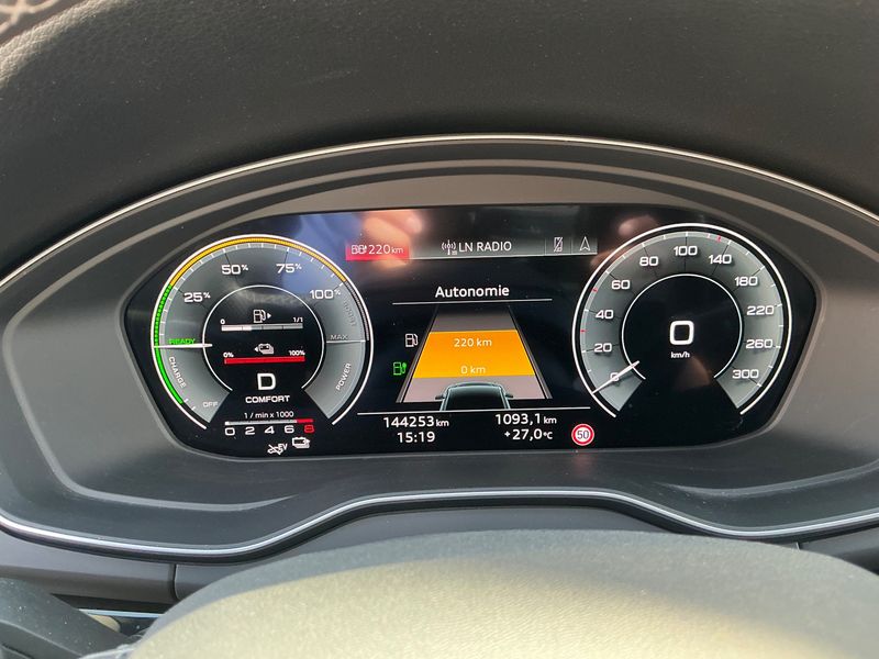 Audi Q5 Sportback 50 TFSIe quattro S line 2022 – снимка 19