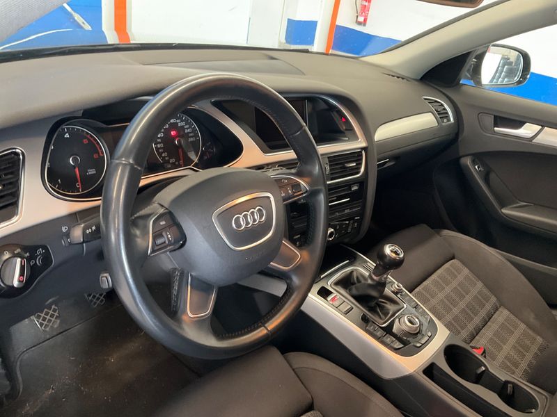 Audi A4 2.0 TDI Ambition 2015 – снимка 33