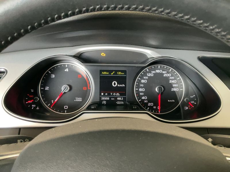 Audi A4 2.0 TDI Ambition 2015 – снимка 19