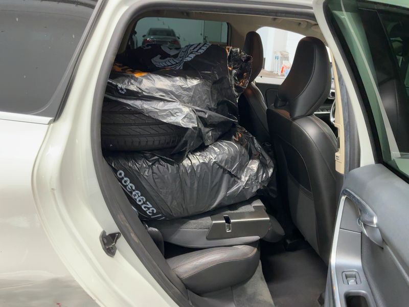 Volvo XC60 2.4 D4 Edition PRO AWD 2013 – снимка 20