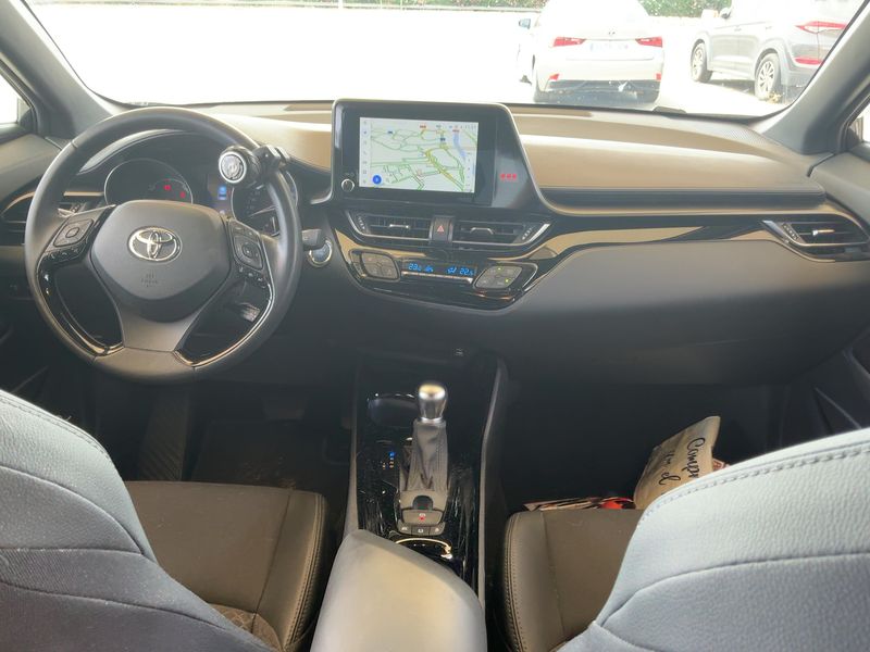 Toyota C-HR 2.0 Hybrid Advance 2022 – снимка 17