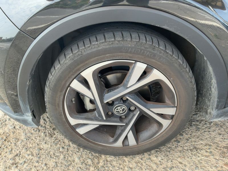 Toyota C-HR 2.0 Hybrid Advance 2022 – снимка 3