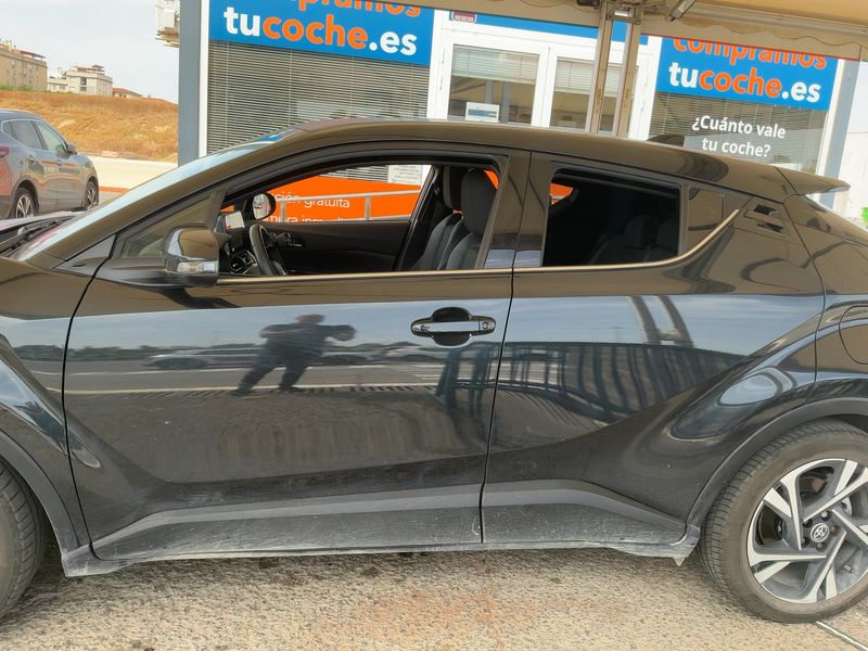 Toyota C-HR 2.0 Hybrid Advance 2022 – снимка 4
