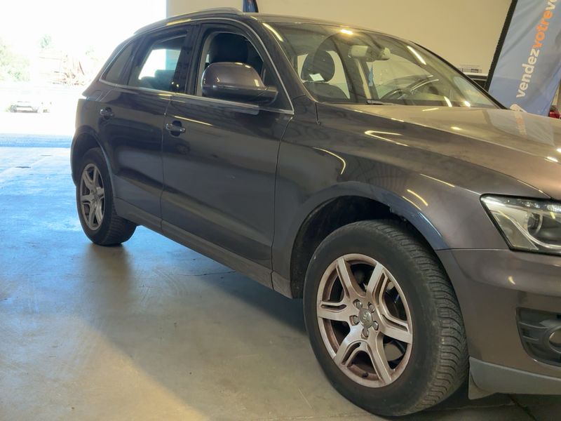 Audi Q5 3.0 V6 TDI quattro Ambiente 2011 – снимка 12