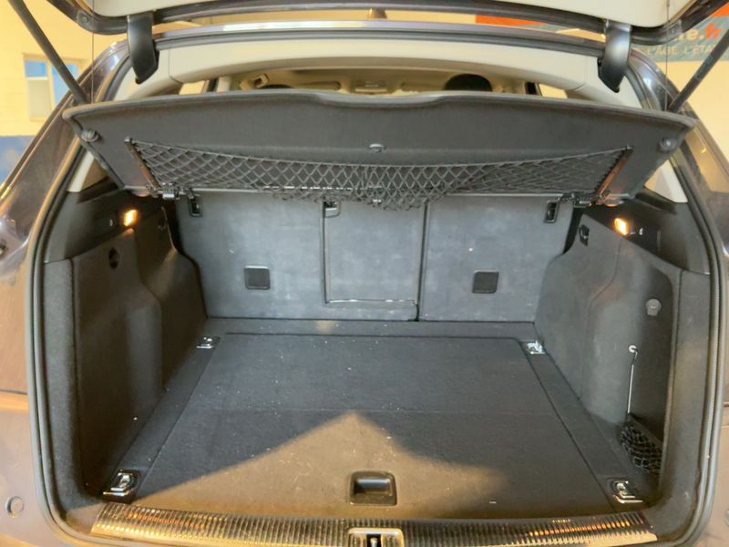 Audi Q5 3.0 V6 TDI quattro Ambiente 2011 – снимка 15