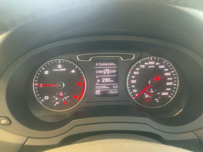 Audi Q3 2.0 TDI Ambiente 2014 – снимка 18