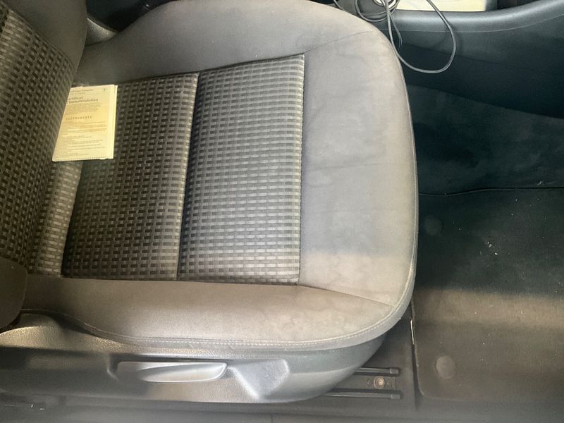 Audi Q3 2.0 TDI Ambiente 2014 – снимка 26