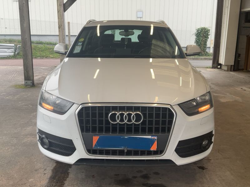 Audi Q3 2.0 TDI Ambiente 2014 – снимка 14
