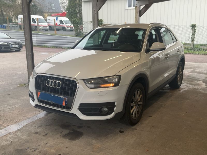 Audi Q3 2.0 TDI Ambiente 2014 – снимка 1