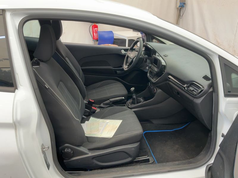 Ford Fiesta 1.1 Trend 2018 – снимка 16