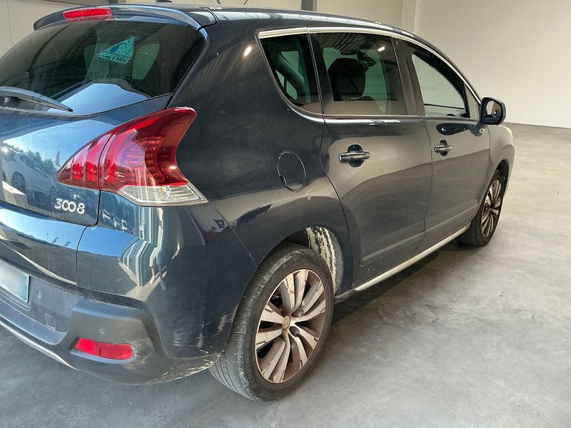 Peugeot 3008 1.6 HDi Allure 2015 – снимка 8