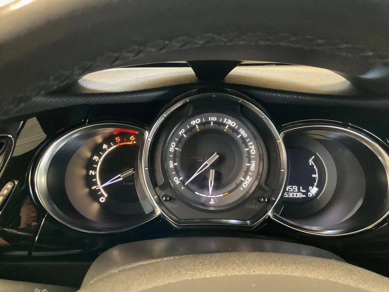 Citroen DS3 1.6 HDi SoChic 2013 – снимка 18