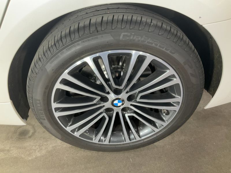BMW 5er 530i xDrive Sport Line 2019 – снимка 5