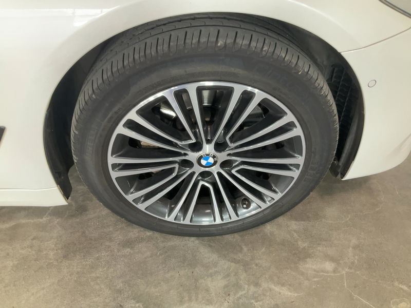 BMW 5er 530i xDrive Sport Line 2019 – снимка 11