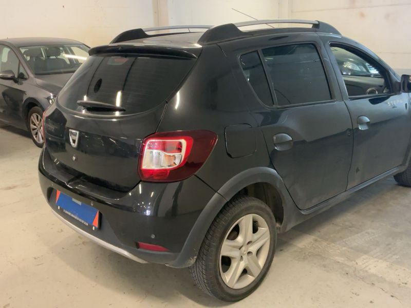 Dacia Sandero 1.5 dCi Stepway Prestige 2013 – снимка 8