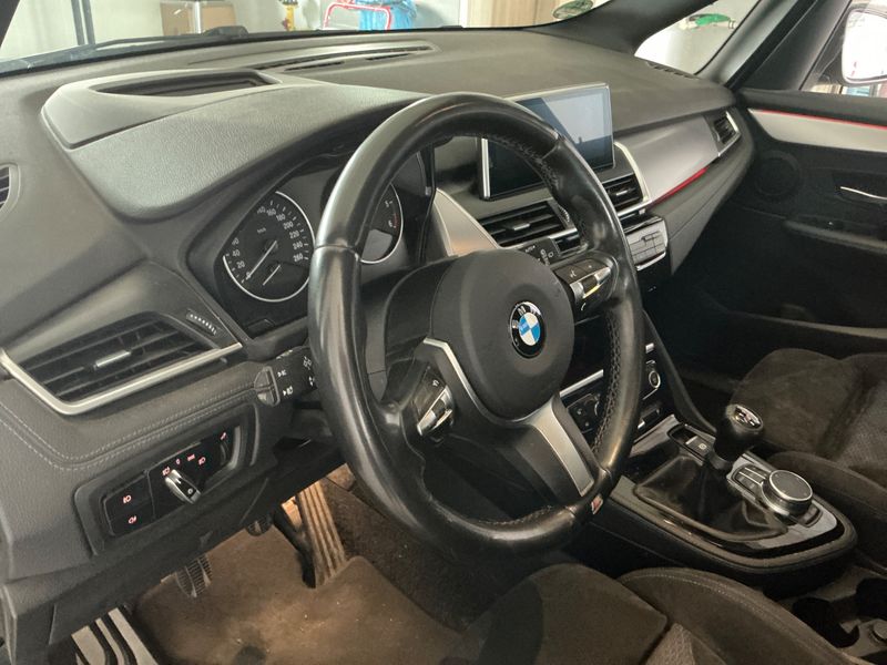 BMW 2er 220d Gran Tourer M Sport 2016 – снимка 26
