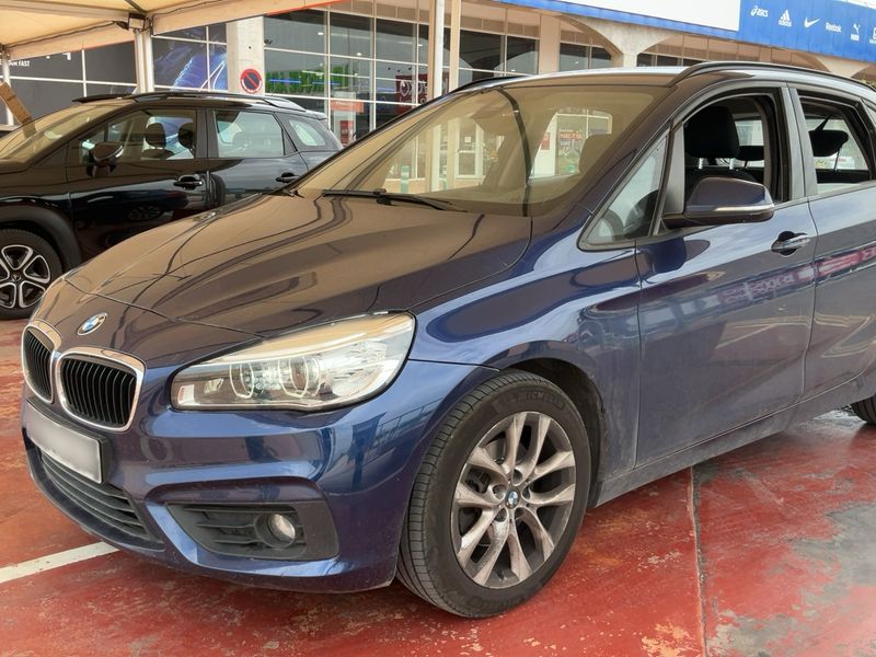 BMW 2er 218d Active Tourer Basis 2016 – снимка 2