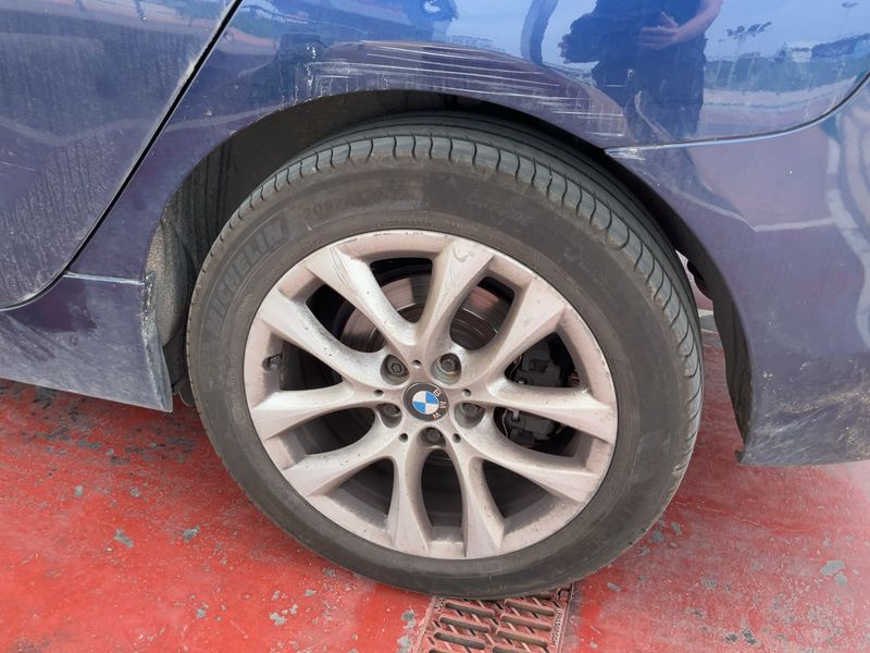 BMW 2er 218d Active Tourer Basis 2016 – снимка 5
