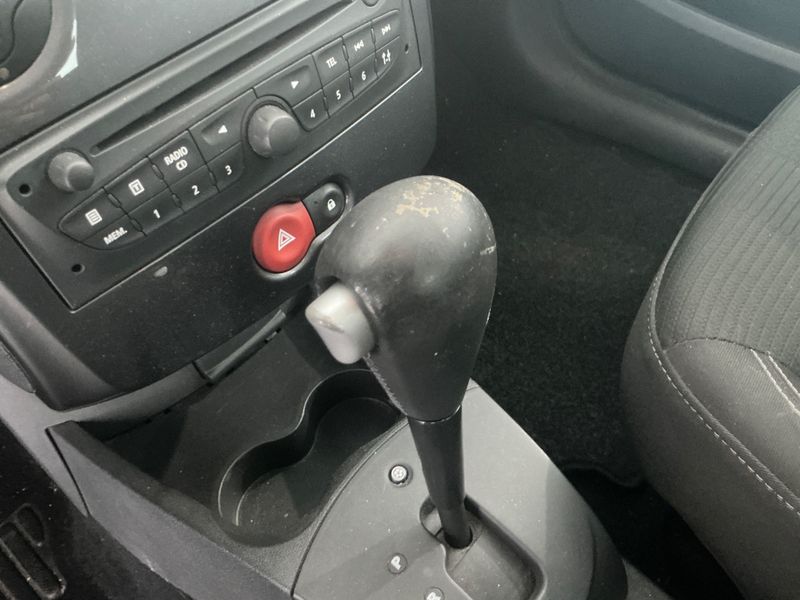 Renault Clio 1.6 20th Anniversario 2011 – снимка 23