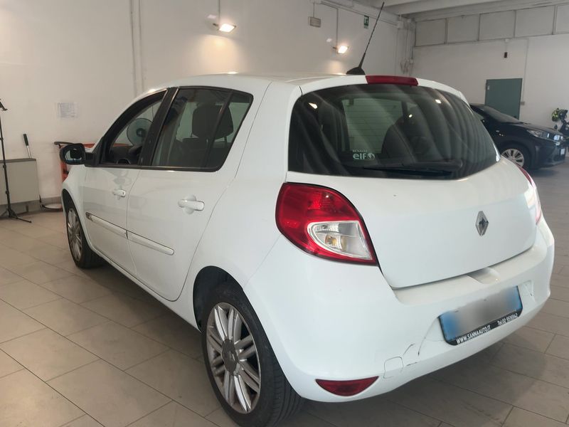 Renault Clio 1.6 20th Anniversario 2011 – снимка 6