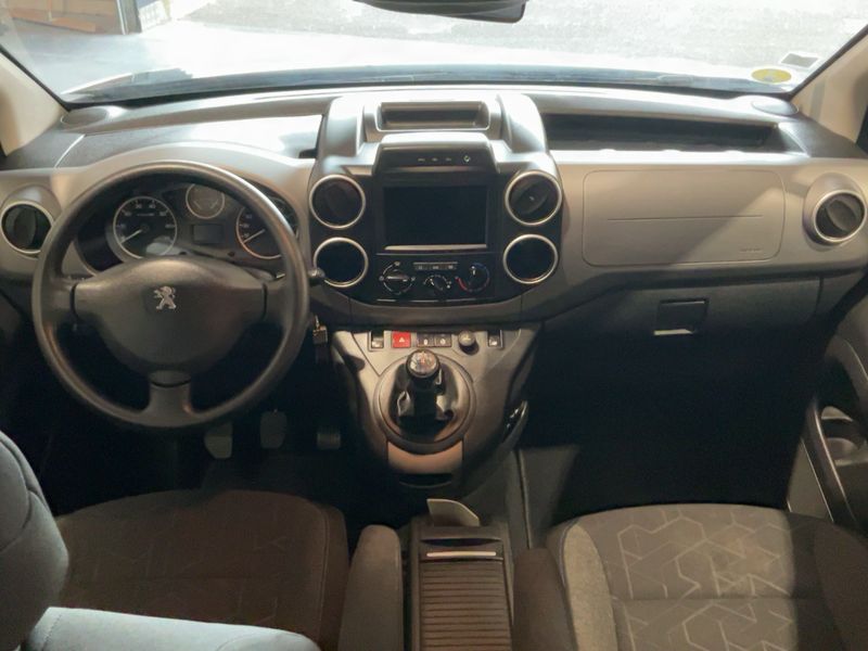 Peugeot Partner 1.6 Blue-HDi Active 2017 – снимка 17