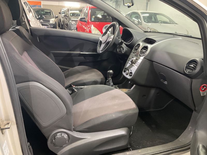 Opel Corsa 1.4 Enjoy 2006 – снимка 3