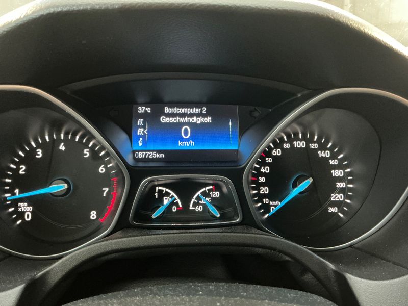 Ford Focus 1.0 EcoBoost Business 2018 – снимка 19