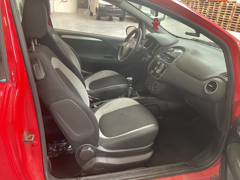 Fiat Punto 0.9 Easy 2012 – снимка 3