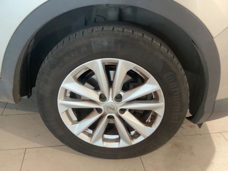 Входящ номер:	LC94839 Отчитане на километража.:	183 815 km снимка 12