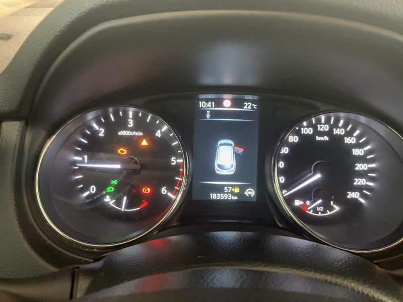 Входящ номер:	LC94839 Отчитане на километража.:	183 815 km снимка 19