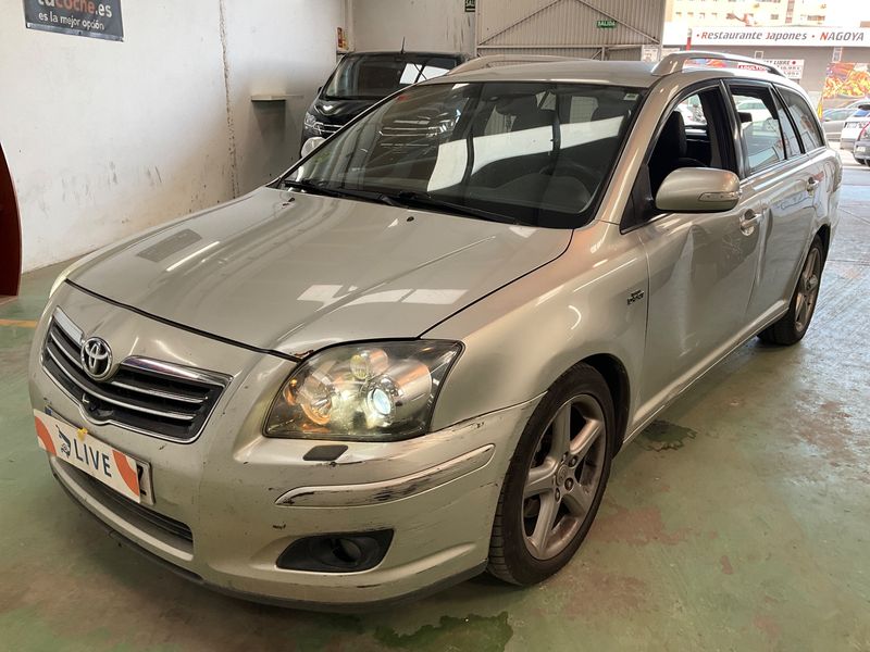 Toyota Avensis 2.2 D-4D D-Cat Clean Power Sport 2006 – снимка 1