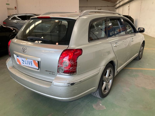 Toyota Avensis 2.2 D-4D D-Cat Clean Power Sport 2006 – снимка 2