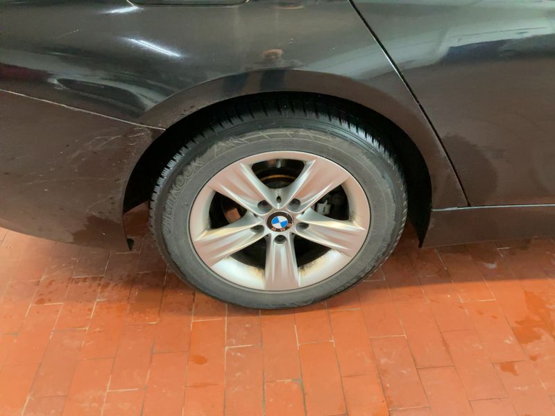 BMW 3er 320d xDrive 2013 – снимка 18