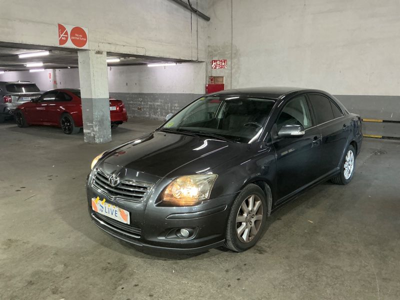 Toyota Avensis 2.2 D-4D Sol 2007 – снимка 1