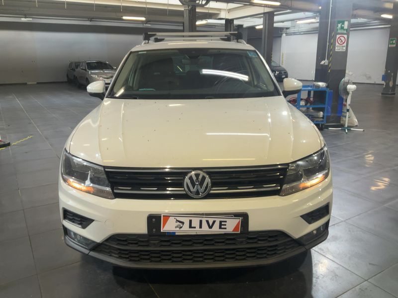Volkswagen Tiguan 2.0 TDI Business BlueMotion Tech 2018 – снимка 14