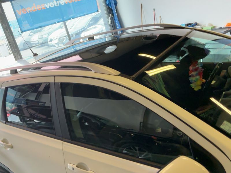 Nissan Qashqai 1.6 dCi Tekna 4x4 2012 – снимка 13