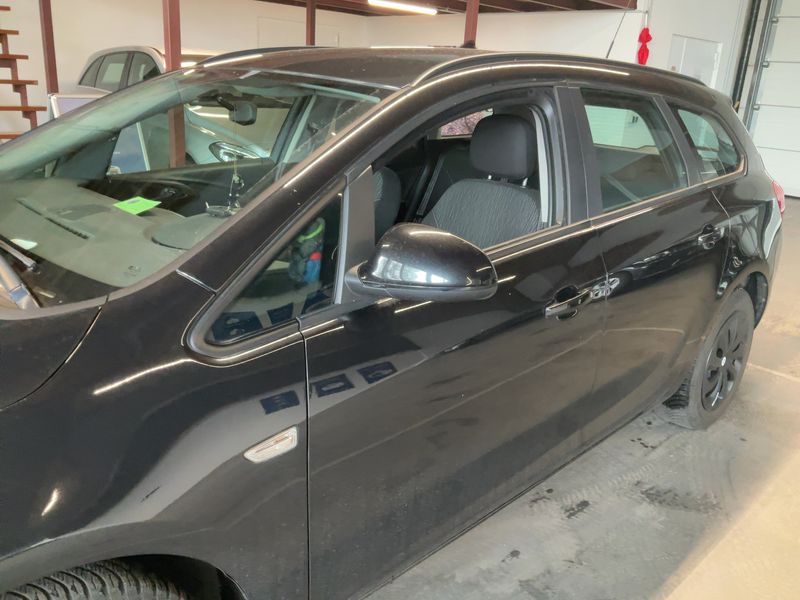 Opel Astra 1.6 Selection 2015 – снимка 4