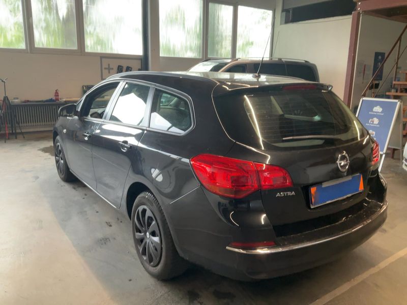 Opel Astra 1.6 Selection 2015 – снимка 6