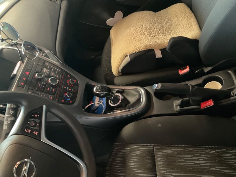 Opel Astra 1.6 Selection 2015 – снимка 26