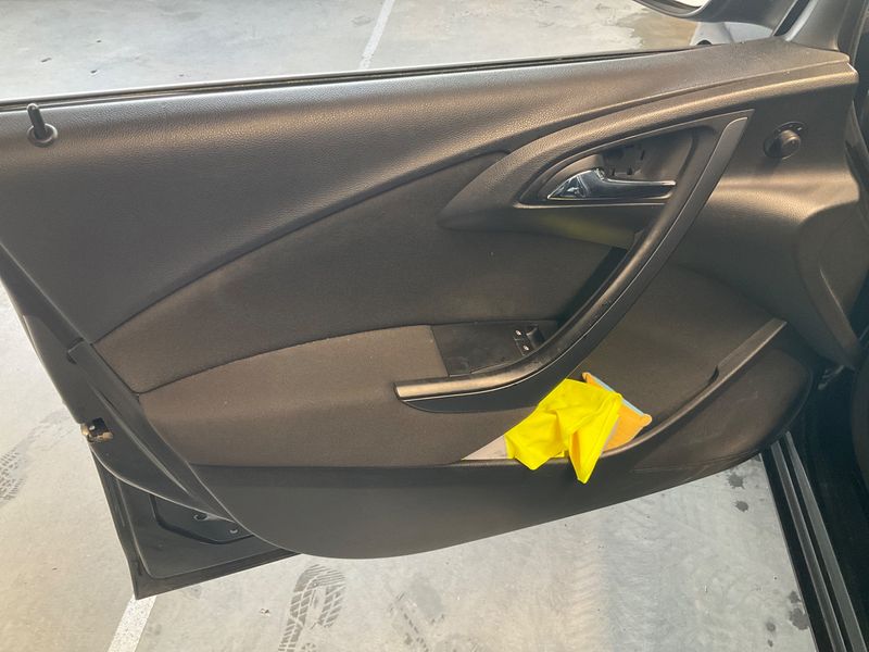 Opel Astra 1.6 Selection 2015 – снимка 25