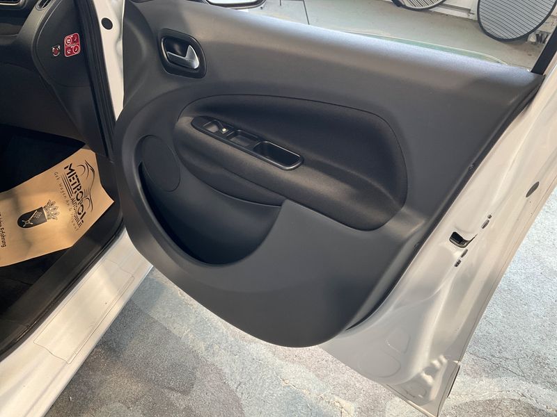 Citroen C3 Picasso 1.4 VTi Advance 2015 – снимка 24