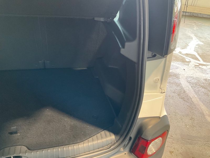 Citroen C3 Picasso 1.4 VTi Advance 2015 – снимка 33