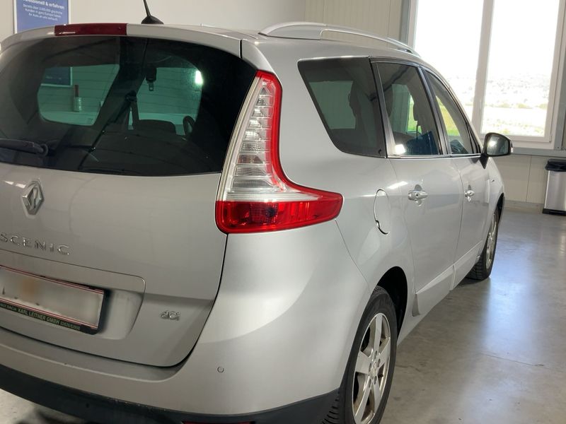 Renault Grand Scenic 1.6 dCi Grand Limited 2015 – снимка 8