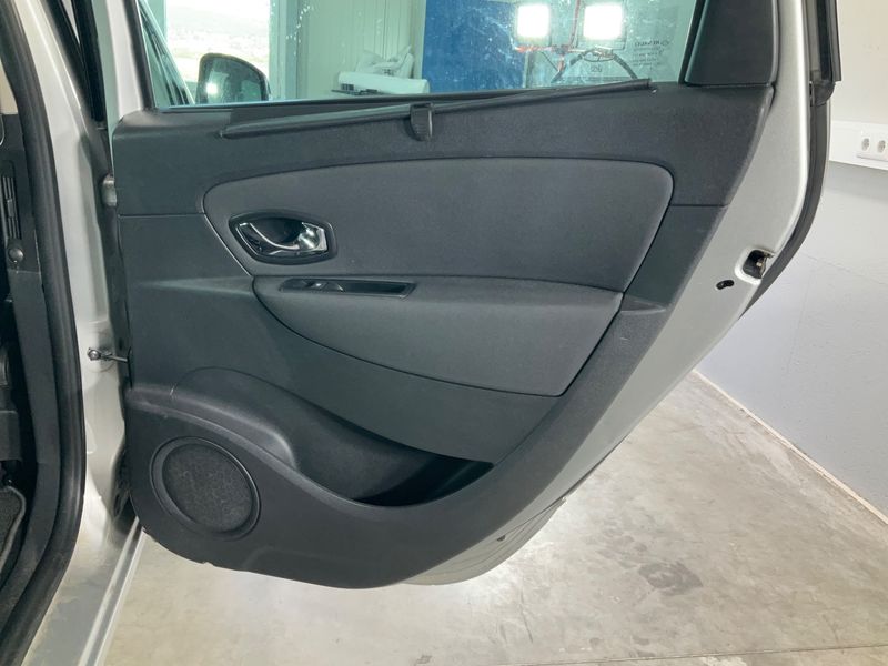 Renault Grand Scenic 1.6 dCi Grand Limited 2015 – снимка 33